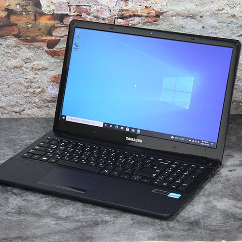 삼성 노트북 NT450R5G-X58L 15인치 i5-3세대 8GB HDD 1TB